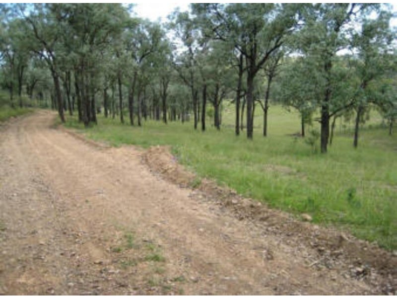 McLeod Lodge 83 Rockhampton Rd, Stanthorpe QLD 4380