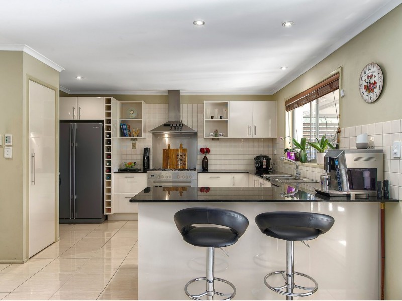 11 Ironbark Crescent, Camira QLD 4300