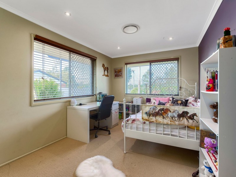 11 Ironbark Crescent, Camira QLD 4300