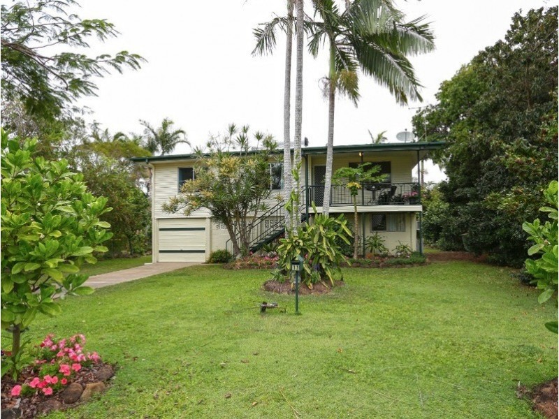 17 Rosella Street, Slade Point QLD 4740