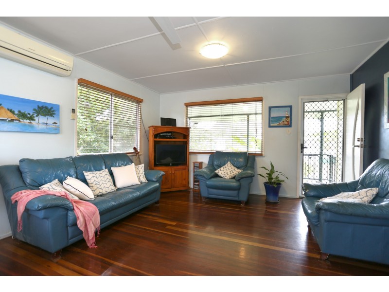 17 Rosella Street, Slade Point QLD 4740