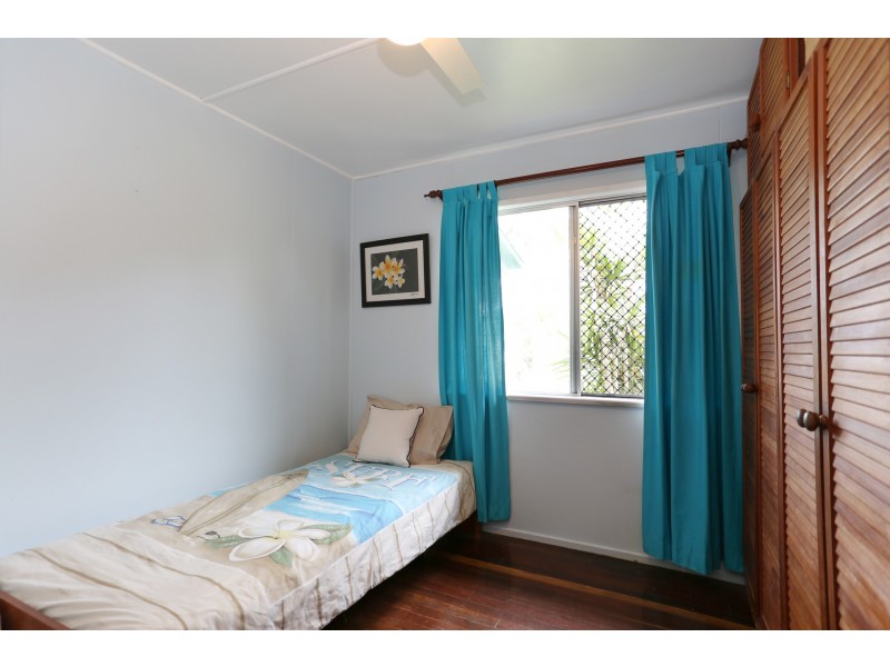 17 Rosella Street, Slade Point QLD 4740