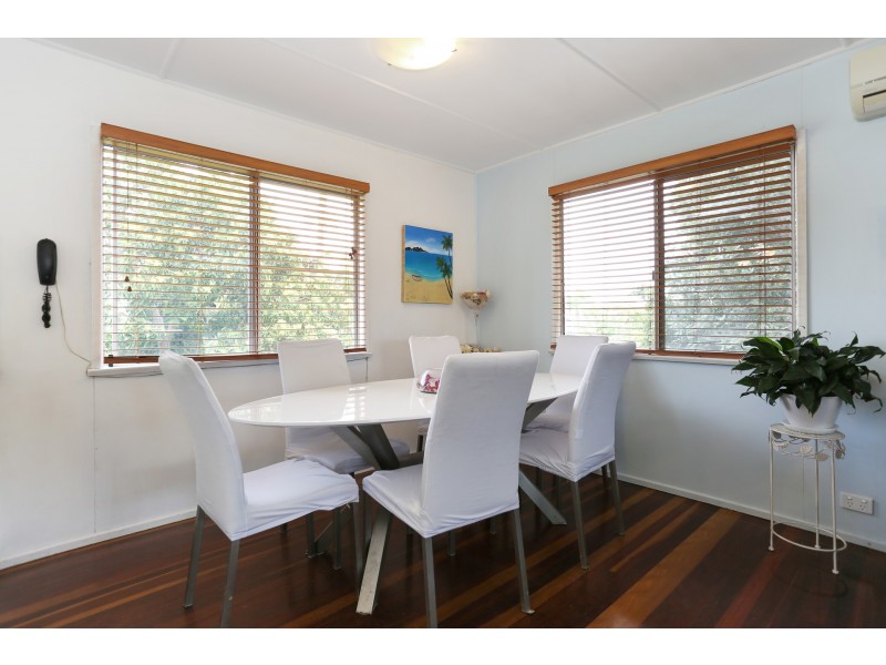 17 Rosella Street, Slade Point QLD 4740