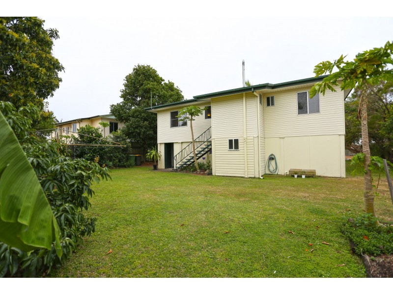 17 Rosella Street, Slade Point QLD 4740