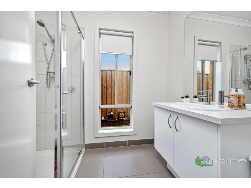 145 Beachview Parade, Point Cook VIC 3030