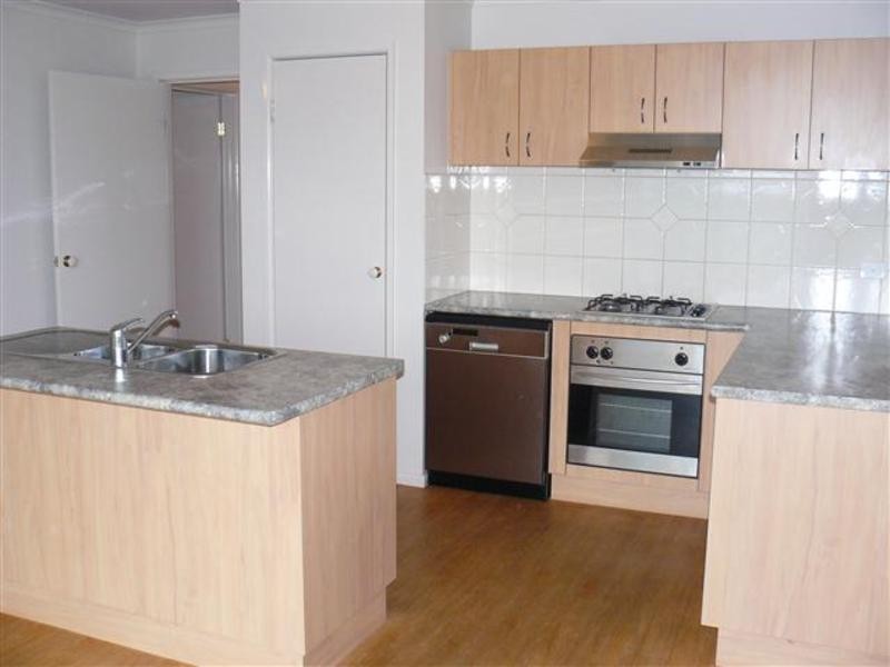 41 Toscana Way, Hidden Valley VIC 3756