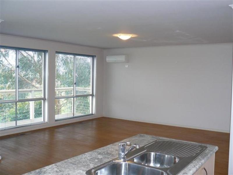 41 Toscana Way, Hidden Valley VIC 3756