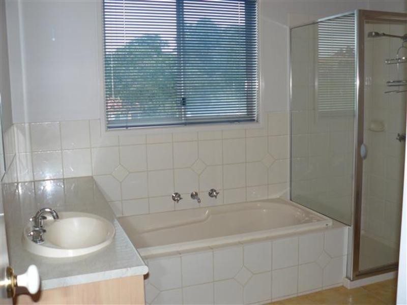 41 Toscana Way, Hidden Valley VIC 3756