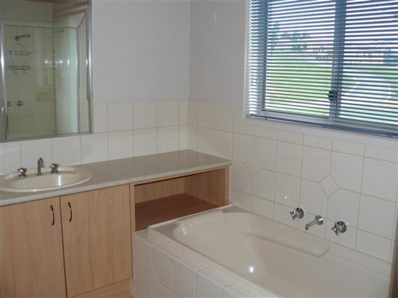 41 Toscana Way, Hidden Valley VIC 3756