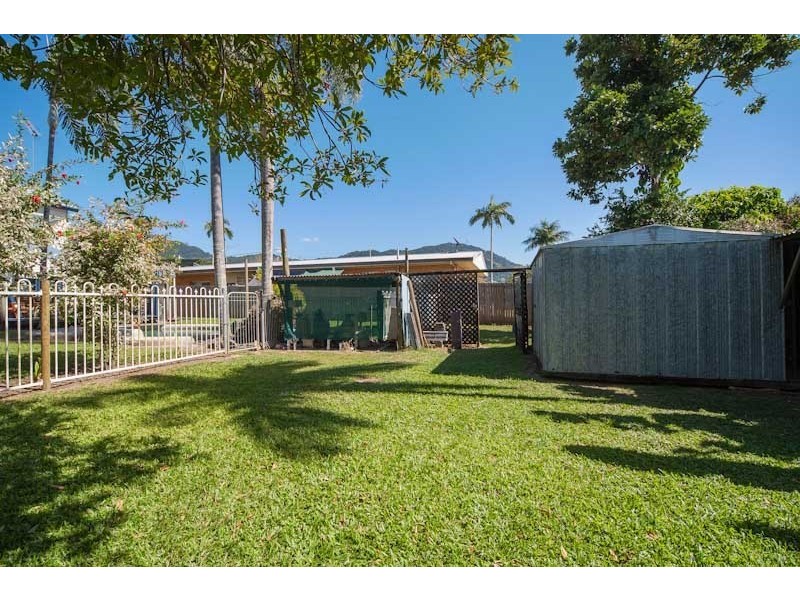 569 Mulgrave Road, Earlville QLD 4870