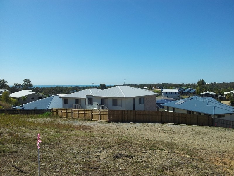 8A/8B Jenny Lind Court, Boyne Island QLD 4680
