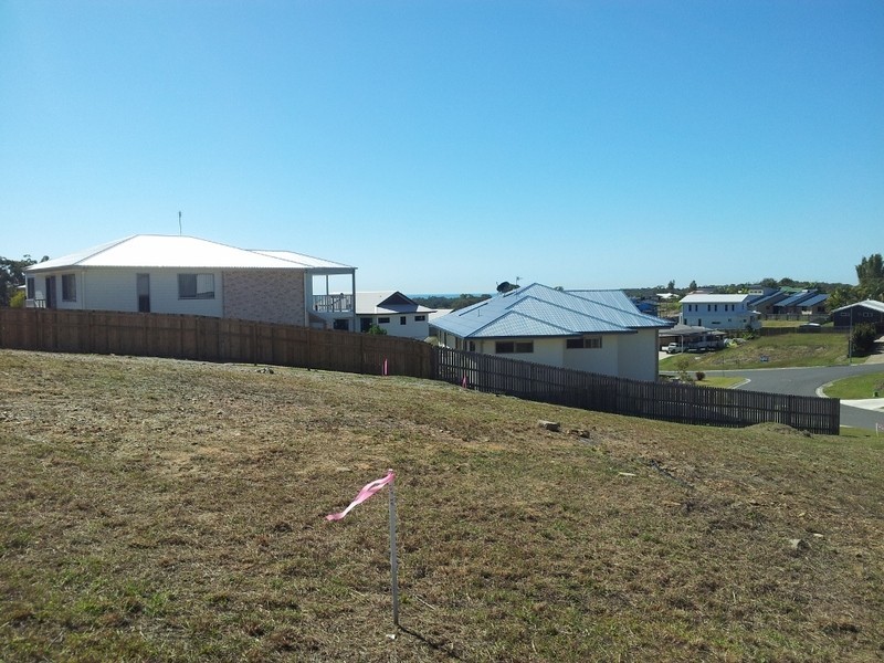 8A/8B Jenny Lind Court, Boyne Island QLD 4680
