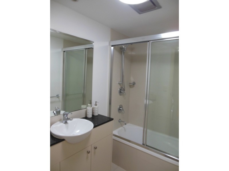10/161 Main Street, Kangaroo Point QLD 4169