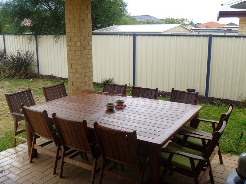 14 Sorrento Turn, Secret Harbour WA 6173