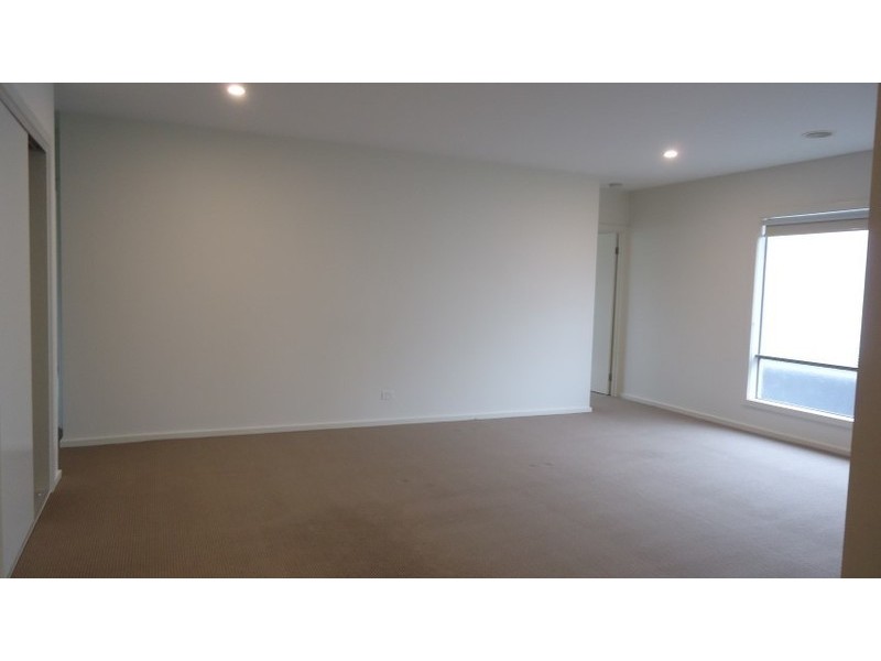 21 Starboard Way, Werribee VIC 3030