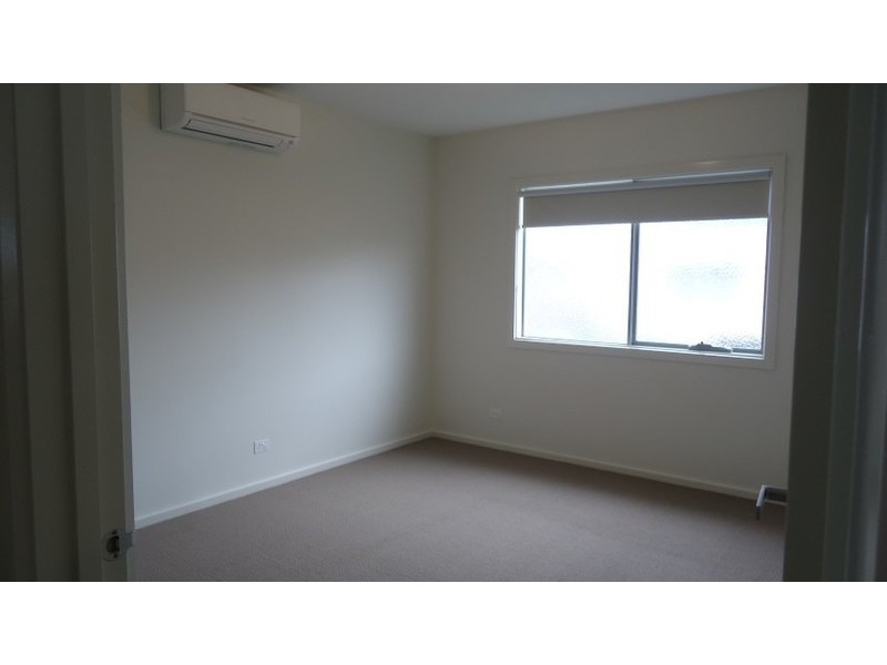 21 Starboard Way, Werribee VIC 3030