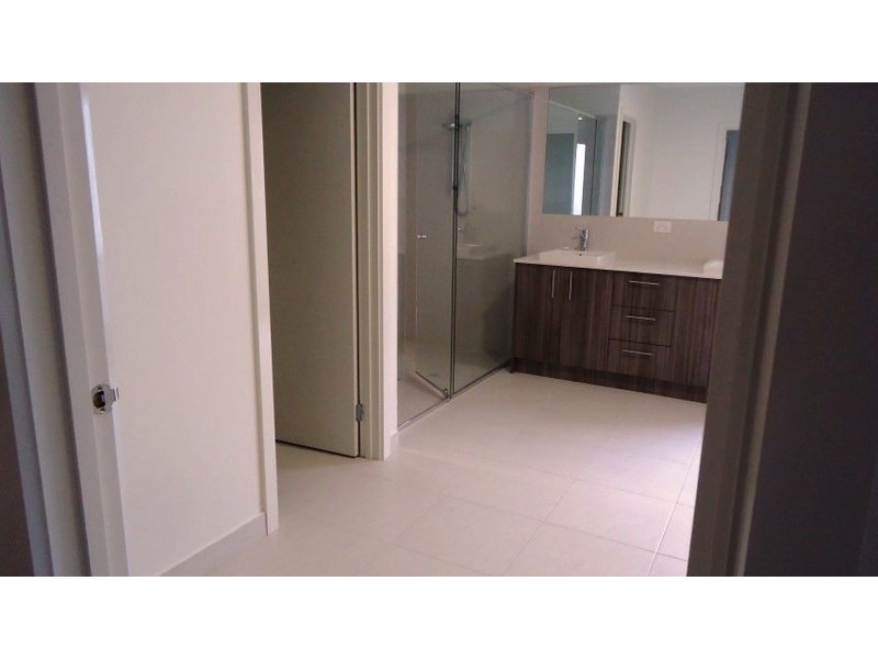 21 Starboard Way, Werribee VIC 3030