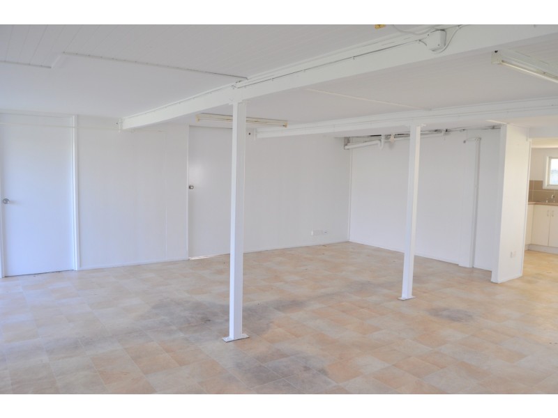 28 Edward Street, South Mackay QLD 4740