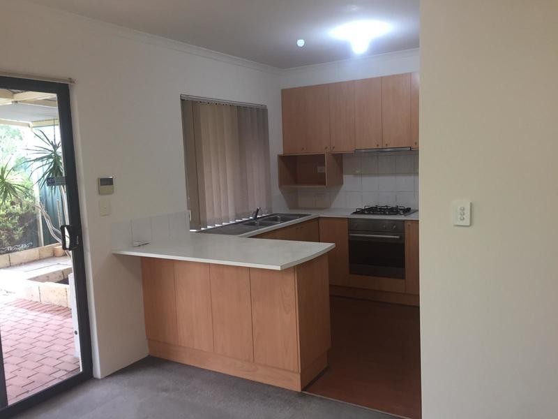 6/53 Woodloes Street, Cannington WA 6107