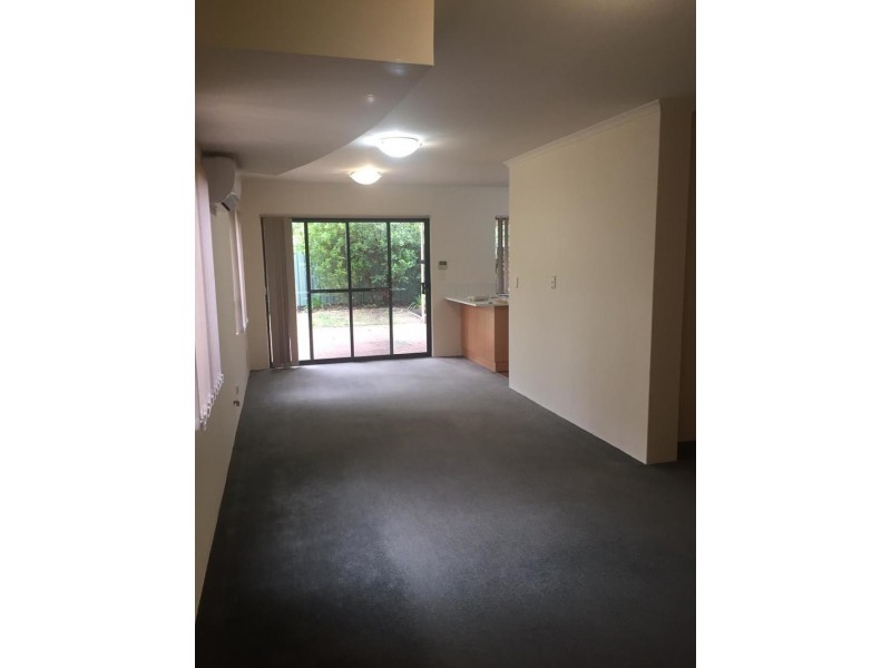 6/53 Woodloes Street, Cannington WA 6107