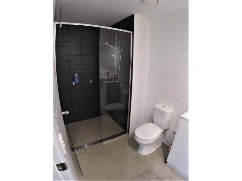 511/17 Malata Crescent, Success WA 6164