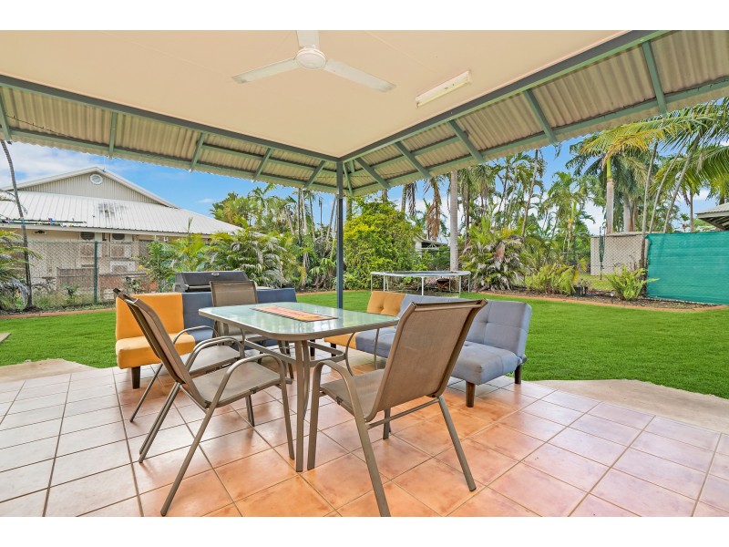 2 Carpentaria Court, Durack NT 0830