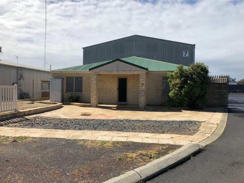 7 Major Road, Bunbury WA 6230