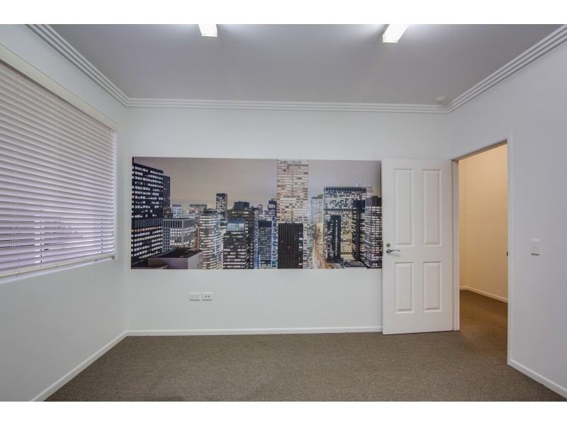 68 Barolin Street, Bundaberg Central QLD 4670