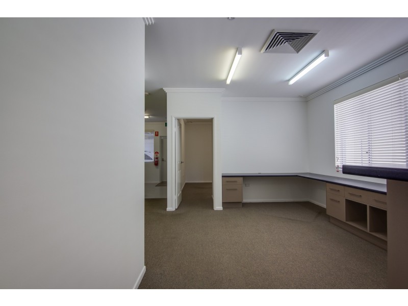 68 Barolin Street, Bundaberg Central QLD 4670