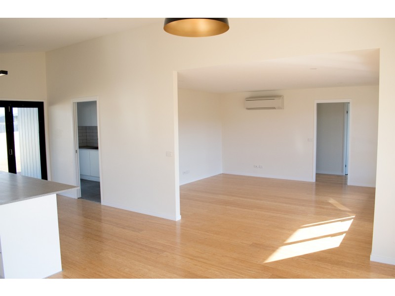 15 Rachel Crescent, Old Beach TAS 7017