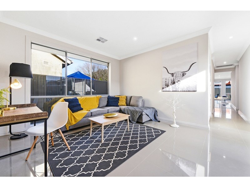 10A Grantley Ave, Daw Park SA 5041