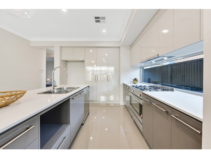 10A Grantley Ave, Daw Park SA 5041