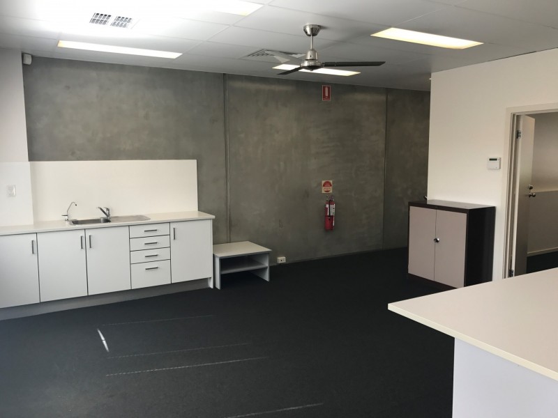 8A Light Common, Mawson Lakes SA 5095
