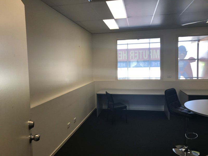 8A Light Common, Mawson Lakes SA 5095