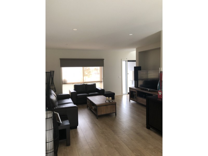 3 Channel Walk, Craigieburn VIC 3064