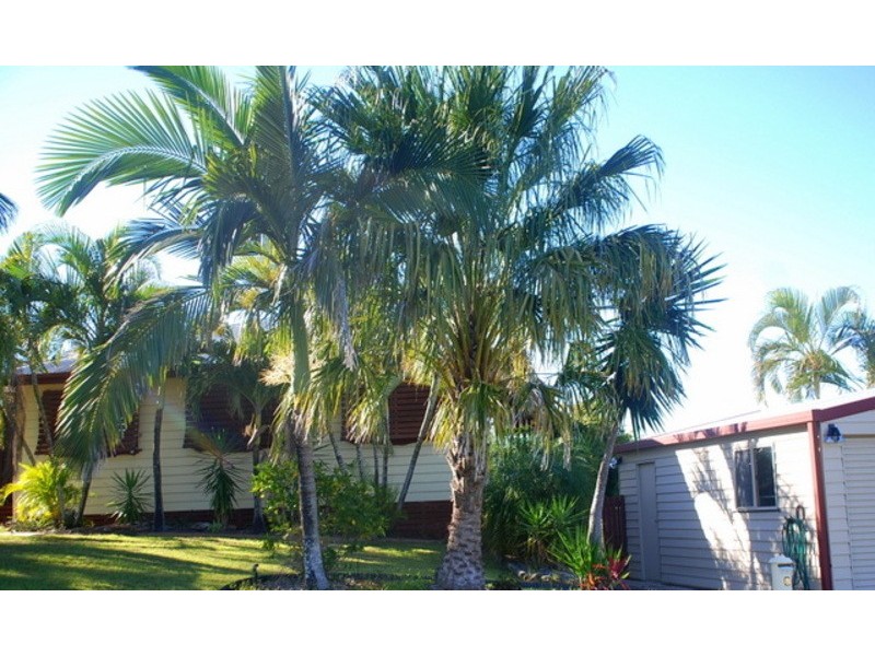 8 Muldoon Court, Eimeo QLD 4740