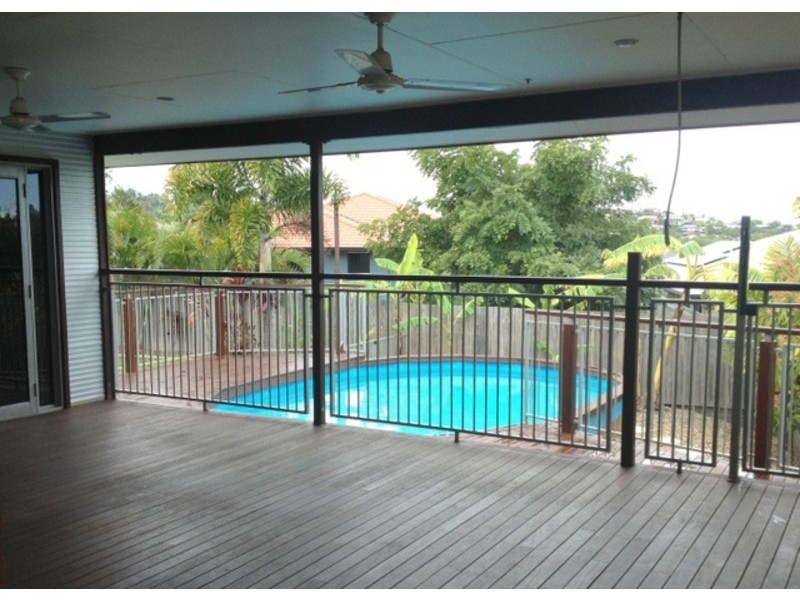 8 Muldoon Court, Eimeo QLD 4740