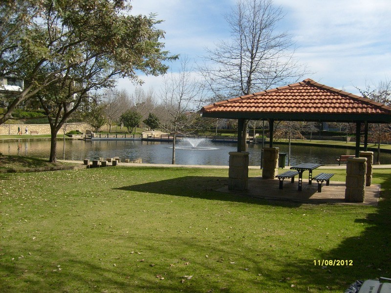 16 Juniper Bank Way, Subiaco WA 6008