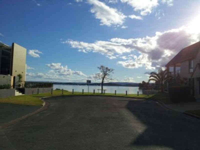 1 Arthur Street, Belmont South NSW 2280