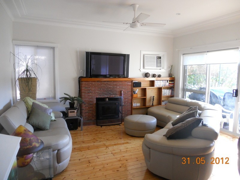 1 Arthur Street, Belmont South NSW 2280