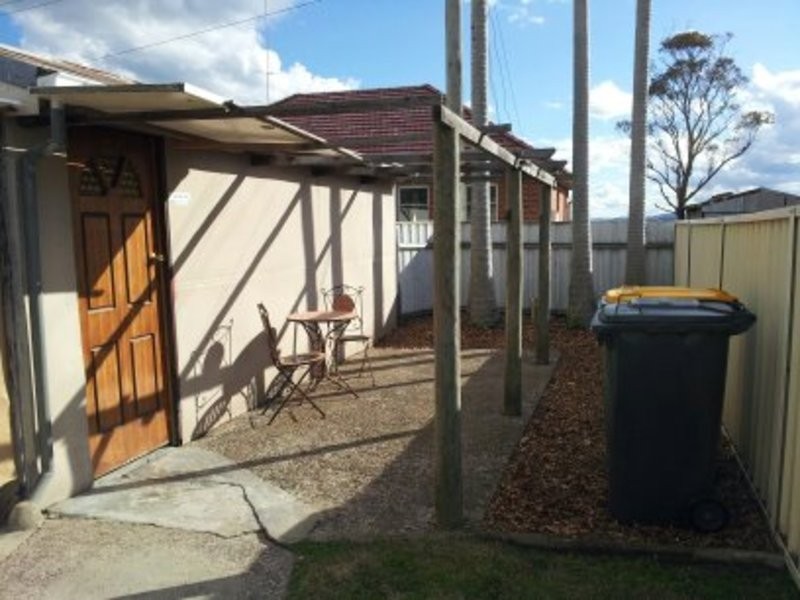 1 Arthur Street, Belmont South NSW 2280