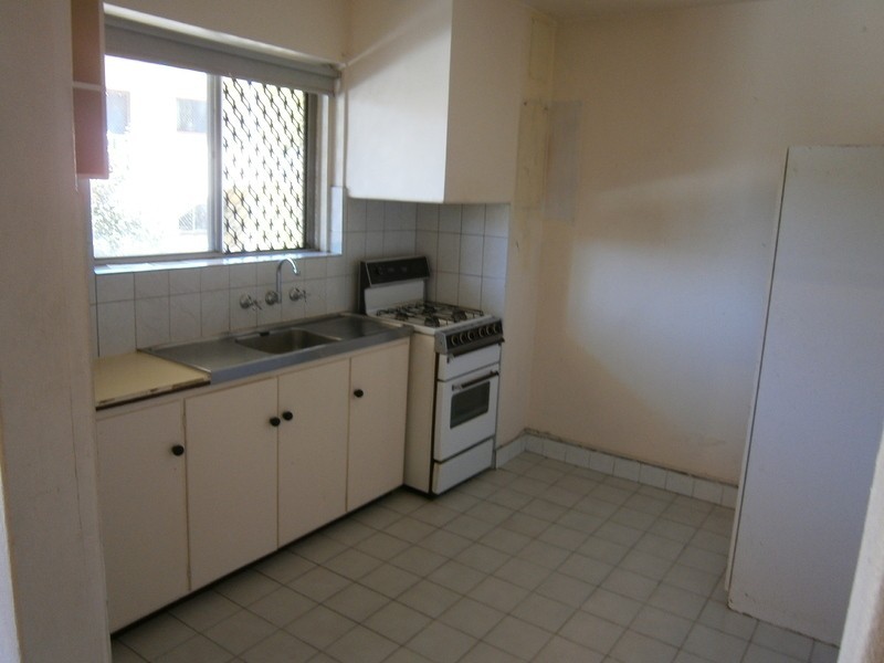 13/43  Kinsella Street, Joondanna WA 6060