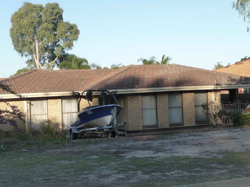 36 Pepler Ave, Salter Point WA 6152