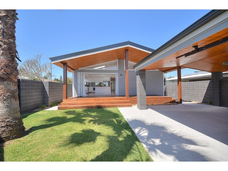 86 Third Avenue, Palm Beach QLD 4221