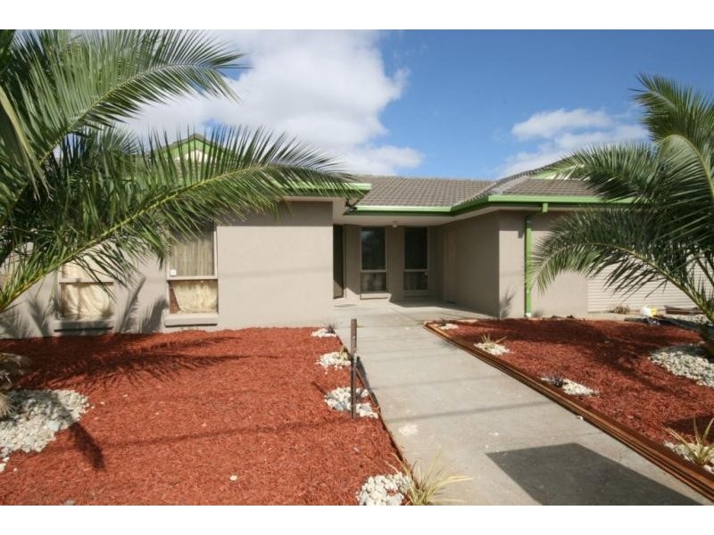 171 Rosella Ave, Werribee VIC 3030