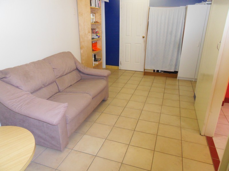 3/90 Cinderella Dr, Springwood QLD 4127