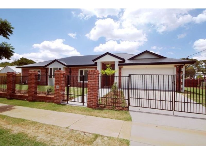 28A Curzon St, East Toowoomba QLD 4350