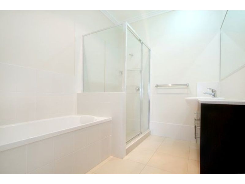 28A Curzon St, East Toowoomba QLD 4350