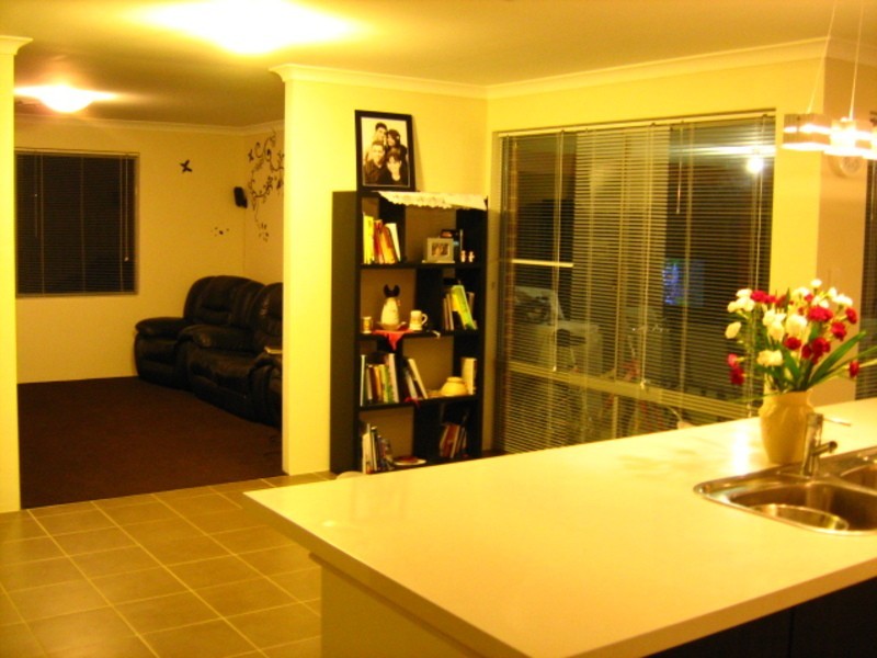 276 Adelaide St, High Wycombe WA 6057