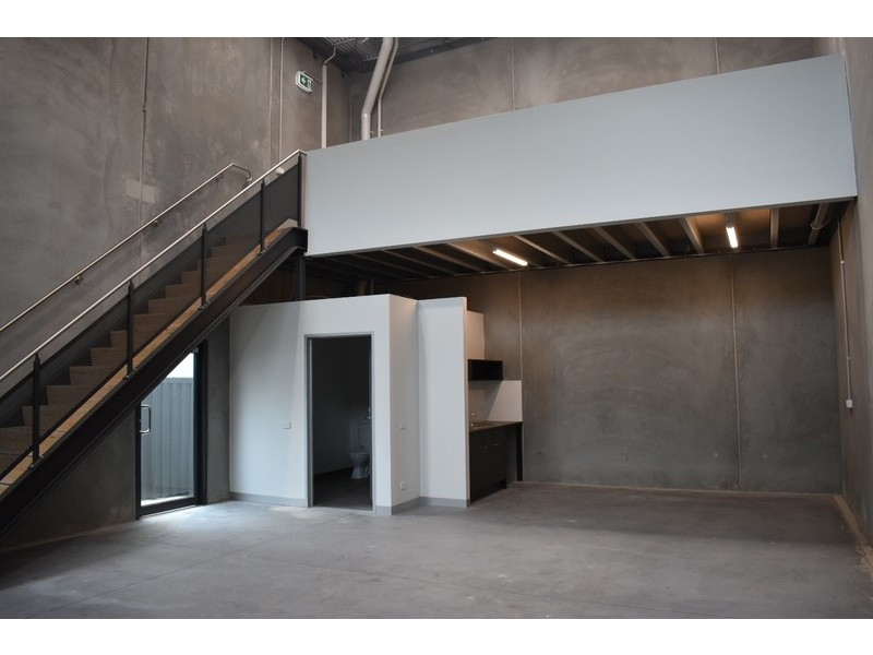 13/15 Earsdon Street, Yarraville VIC 3013